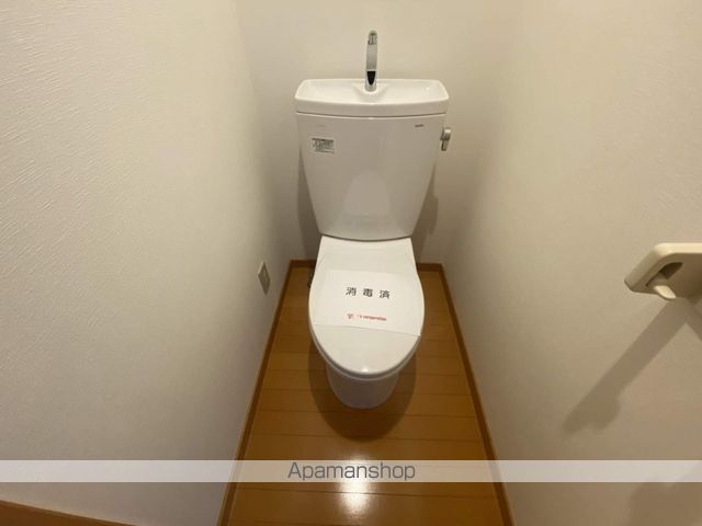 ＪＲ山手線 目黒駅 徒歩9分 9階建 築42年のトイレ写真