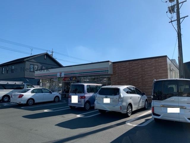 コンビニ　セブンイレブン豊橋山田三番町店（コンビニ）まで412m