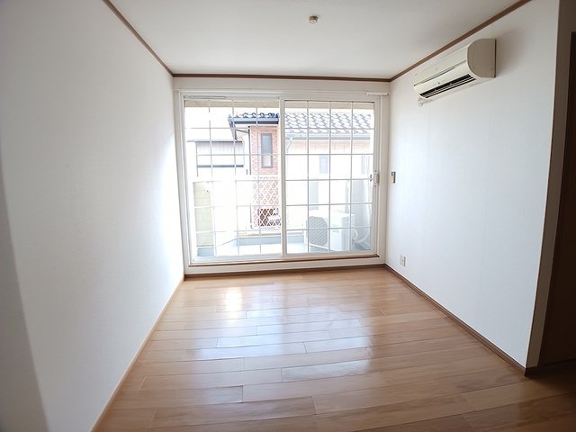 その他部屋・スペース　明るい色調の室内です