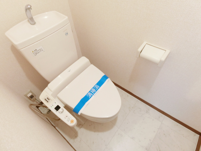 ヴィクトワールKのトイレ写真