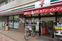 コンビニ　セブンイレブン目黒本町2丁目店（コンビニ）まで222m