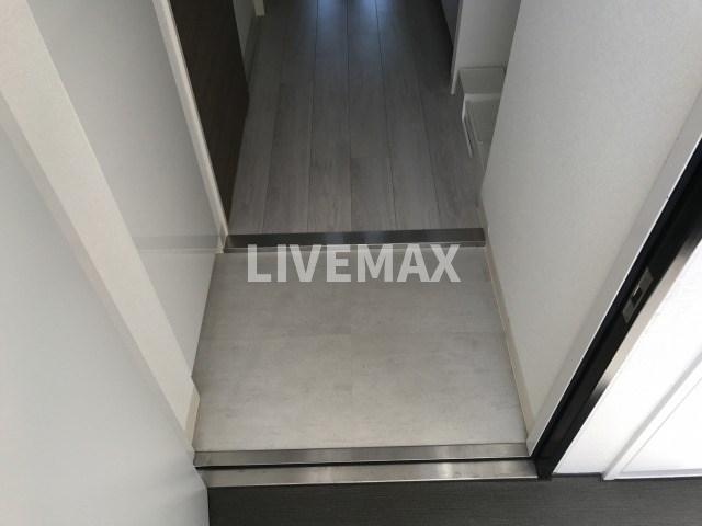 玄関　※別部屋のお写真になります