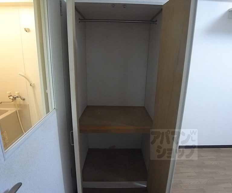 収納　２段の押入れタイプです。