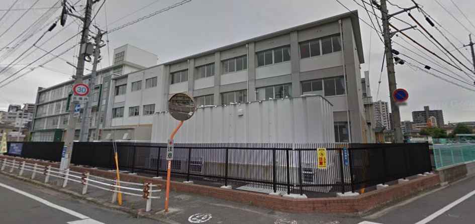 小学校　岡山市立鹿田小学校（小学校）まで708m