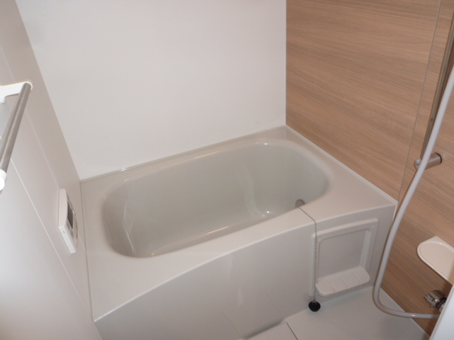 バス・シャワールーム　追い焚きバス