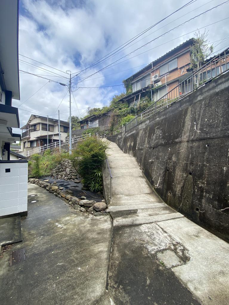 長崎電軌大浦支線 石橋駅 徒歩13分 2階建 築46年の外観写真