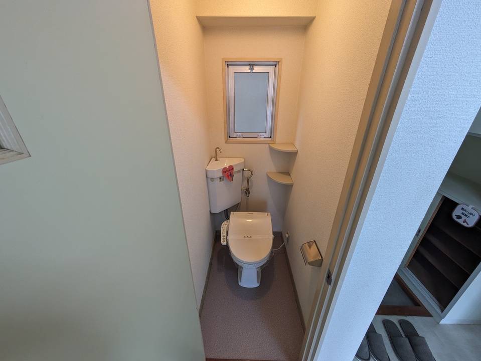 トイレ　トイレ