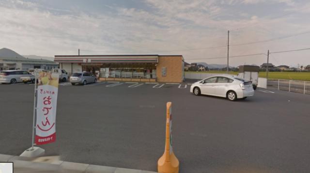 コンビニ　セブンイレブン高松岡本町店（コンビニ）まで794m