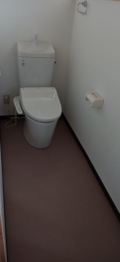 防府市中央町 長屋のトイレ写真