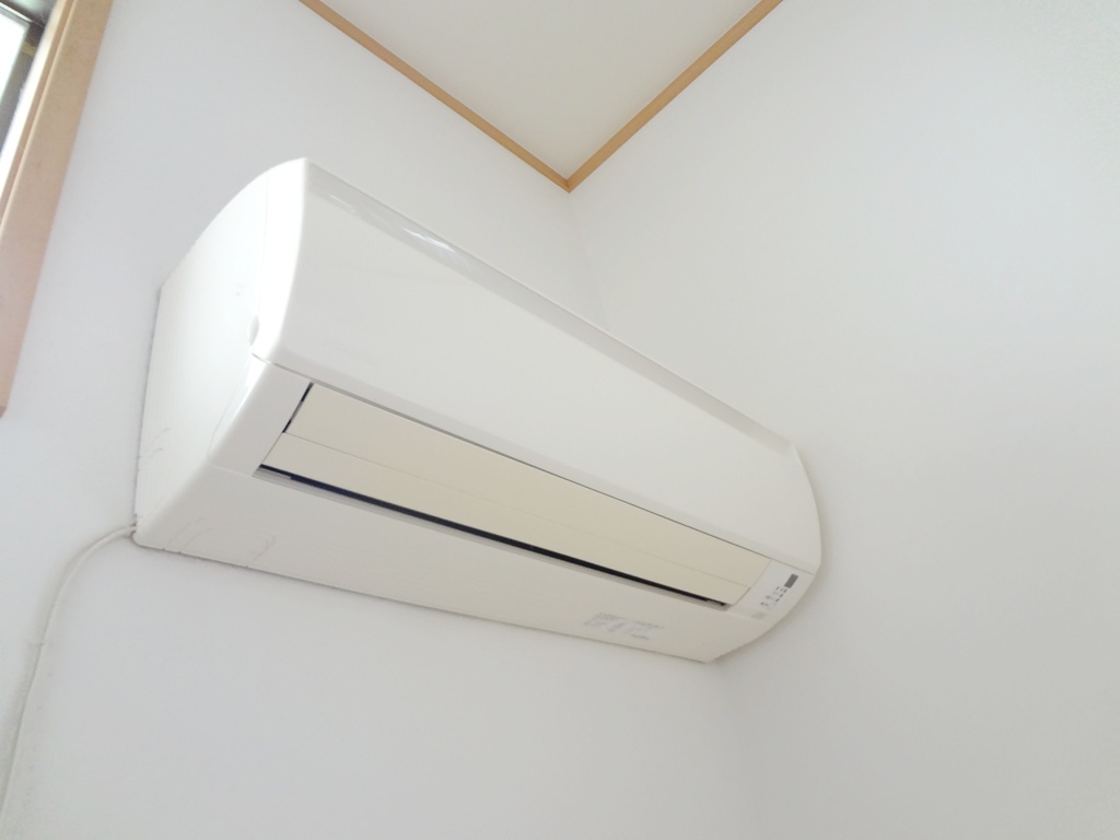 その他設備　エアコン付き　別部屋の写真になります