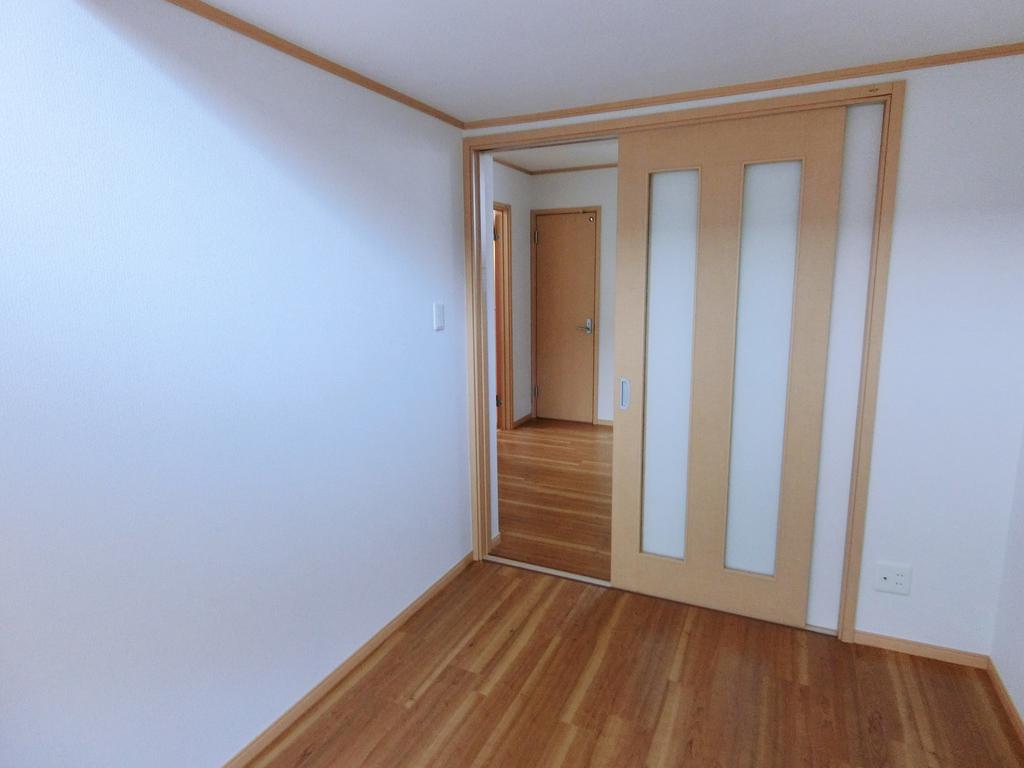 その他部屋・スペース　洋室　別部屋の写真になります