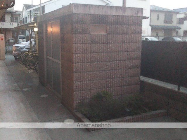 駐車場　エントランス