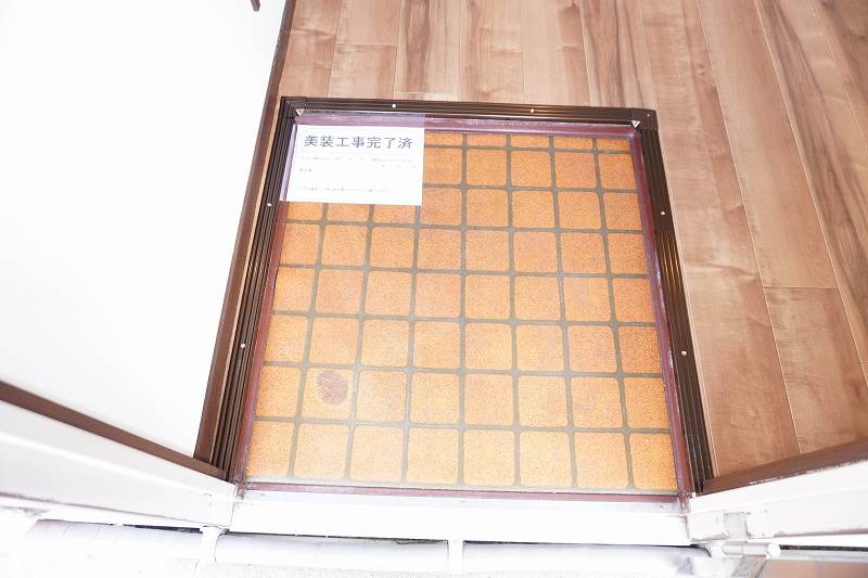 玄関　上がりやすい玄関、ご自分で下駄箱等設置できます！