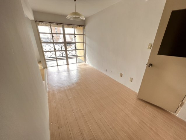 居室・リビング　レトロでオシャレなリビングです