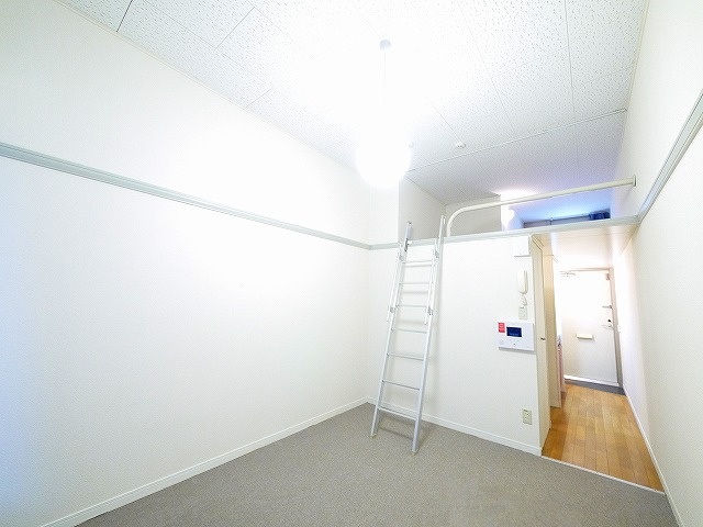 その他部屋・スペース　使い勝手のいい寝室です