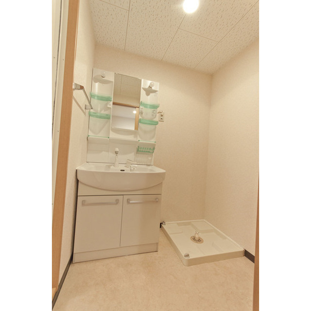 洗面設備　シャワー付き洗面台☆