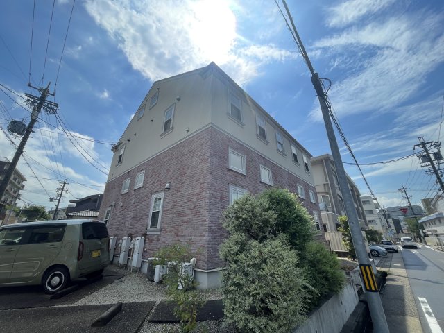 建物外観　ロフト壱番館