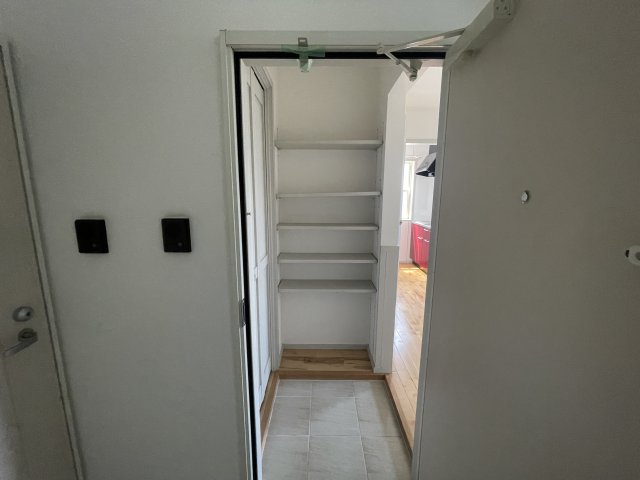 玄関　ロフト壱番館