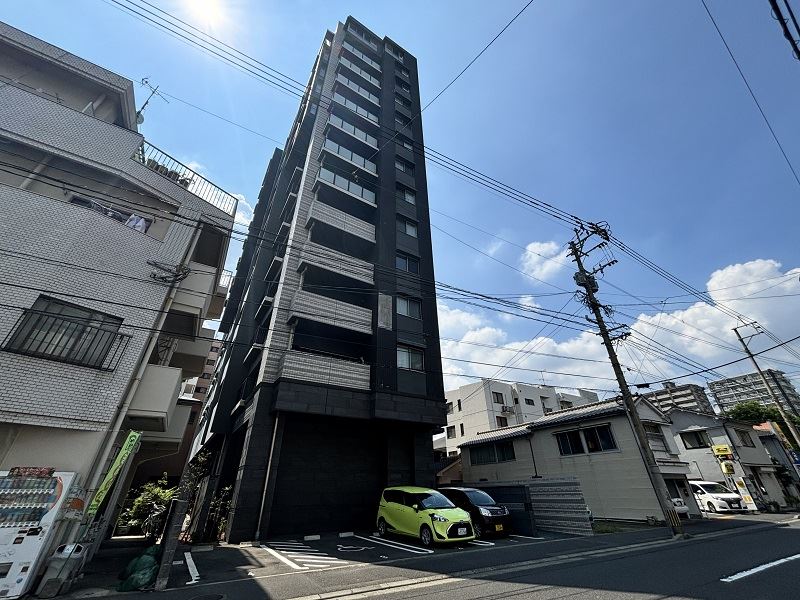 【サンパーク加治屋町パークサイド１００２号の建物外観】