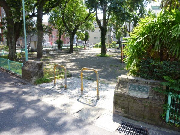 【サンパーク加治屋町パークサイド１００２号の公園】