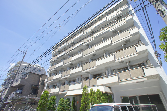 ライフステージ３６５－３号館の建物外観