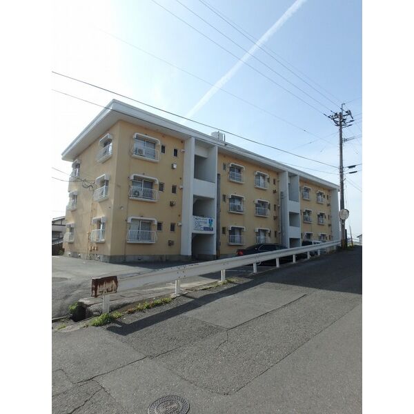 桃山グリーンハイツの建物外観