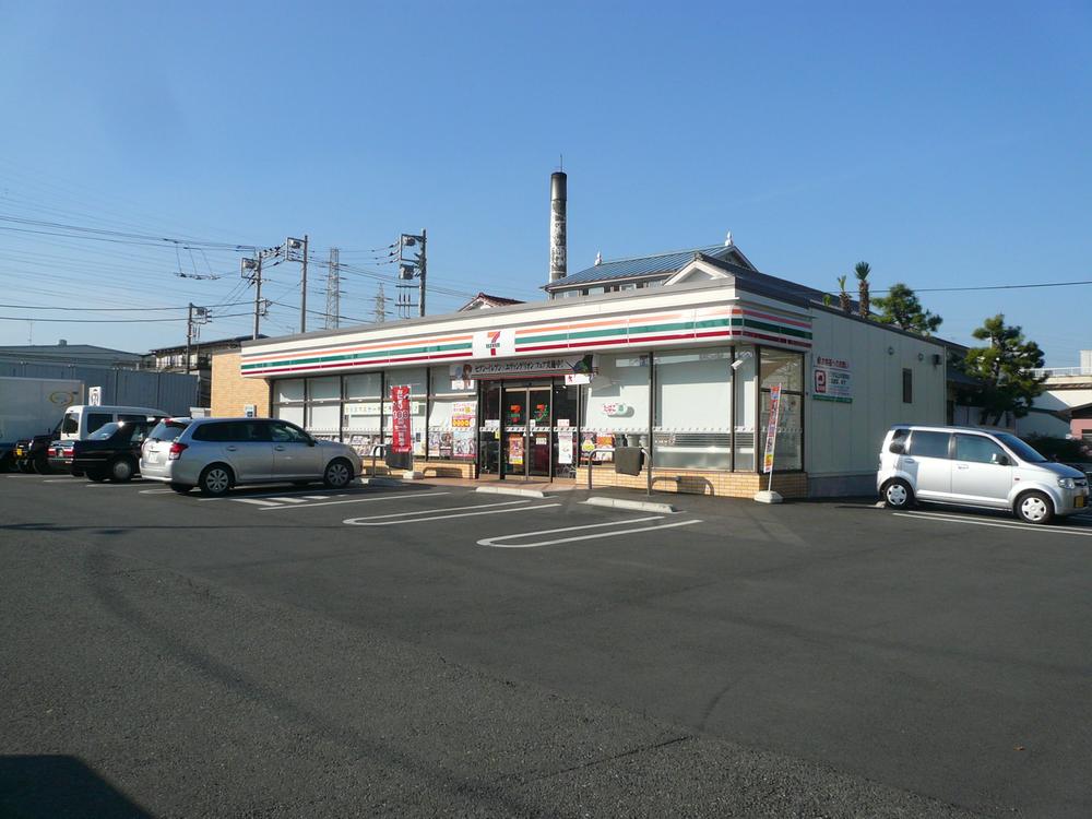 コンビニ　セブンイレブン 横浜鶴見二ツ池店（コンビニ）まで179m
