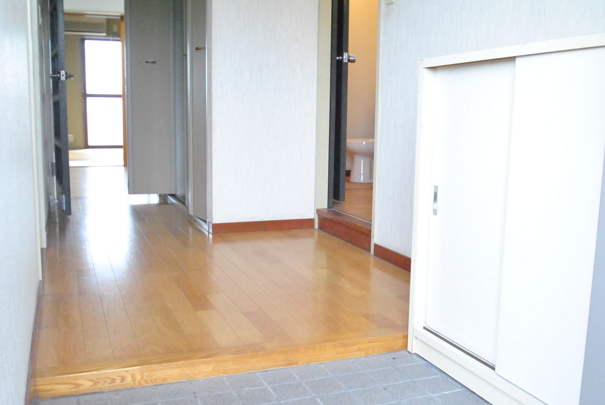 玄関　別部屋参照(303) 現況優先