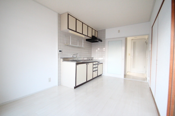 居室・リビング　※別部屋の写真です