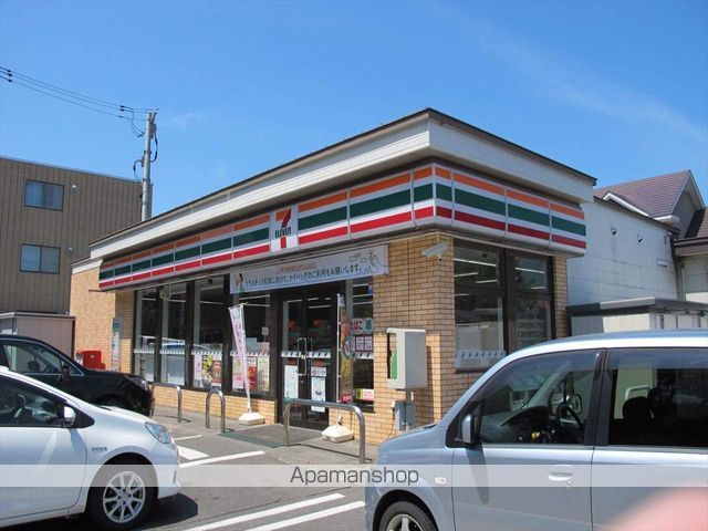コンビニ　セブンイレブン（コンビニ）まで378m