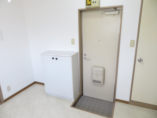 玄関　シューズボックスあり