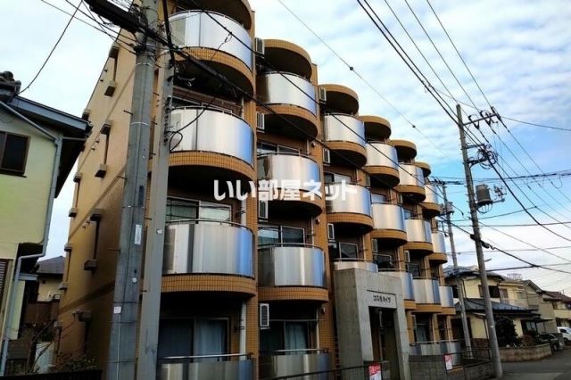 【コスモハイツの建物外観】