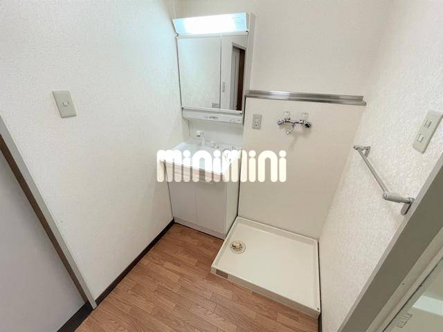 洗面設備　洗髪洗面化粧台＆洗濯パン