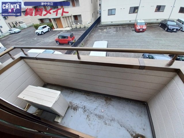 バルコニー　同じ物件、別部屋の写真です