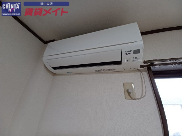 その他設備　同じ物件、別部屋の写真です