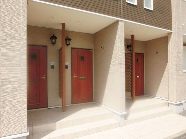 エントランス　玄関へのアプローチ