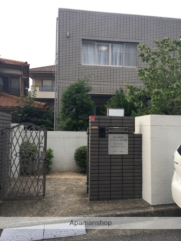 幼稚園・保育園　アイリスプライベートスクール（幼稚園・保育園）まで777m