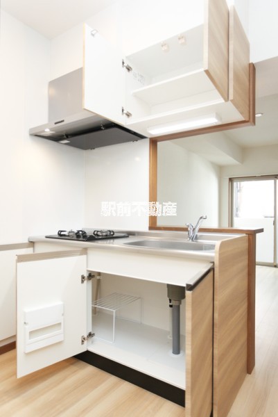 キッチン　写真は同タイプ別号室