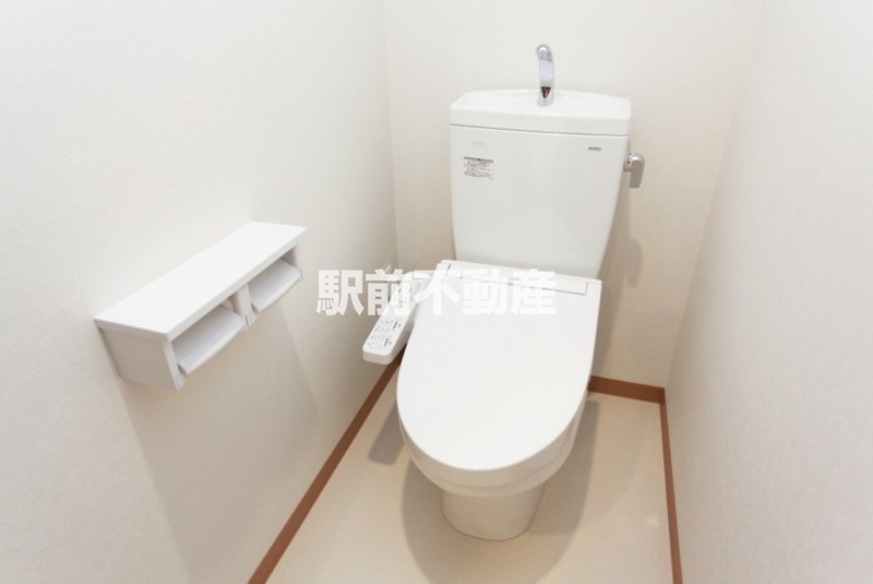 トイレ　写真は同タイプ別号室