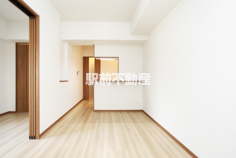 居室・リビング　写真は同タイプ別号室