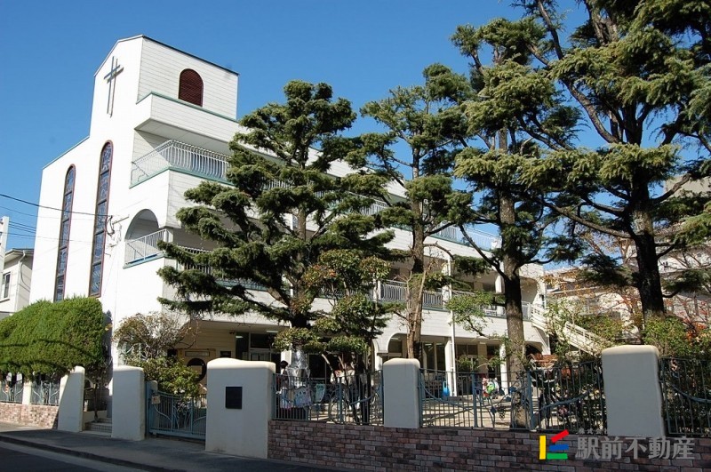 幼稚園・保育園　あかし幼稚園（幼稚園・保育園）まで500m