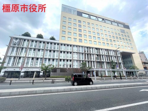 【橿原市西池尻町のマンションの役所】