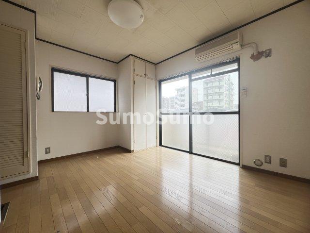 居室・リビング　使いやすい居間です