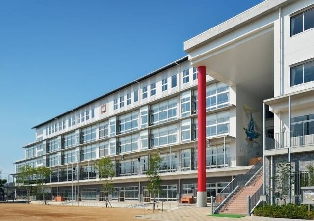 小学校　岡山市立西大寺小学校（小学校）まで1285m