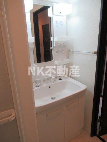 洗面設備　忙しい朝には欠かせない洗面所です