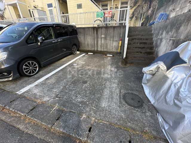 駐車場　エステートピアユー