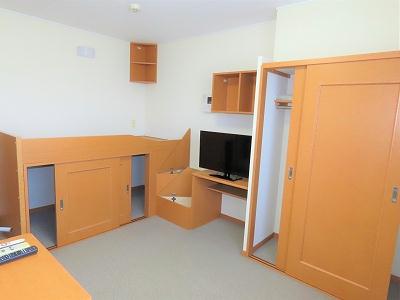 収納　クローゼット、ベッド下収納あり