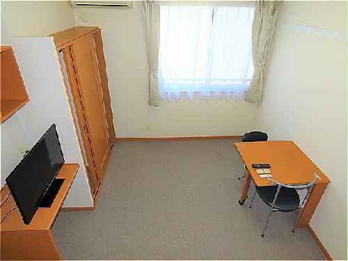 居室・リビング　ベッド上からのアングルです