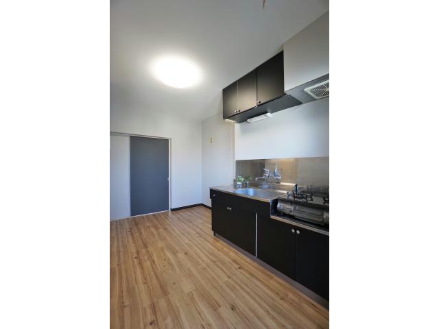 キッチン　ガスコンロ付き