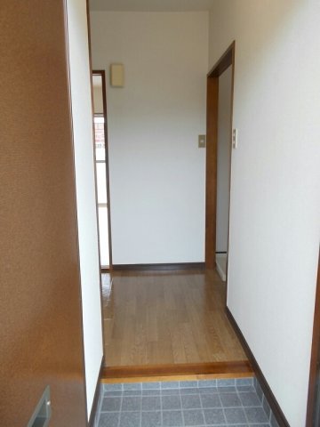 玄関　明るい玄関です
